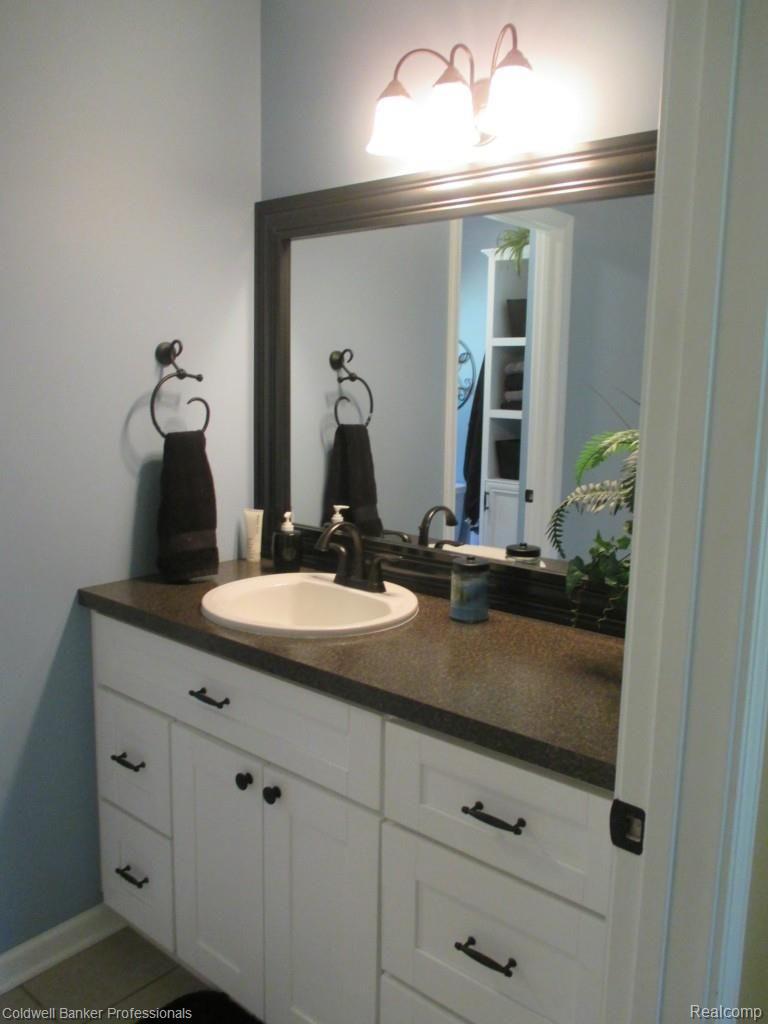 3395 Farnsworth Road Lapeer, MI 48446 - Photo 23 of 63 Farnsworth 3395 007.jpg