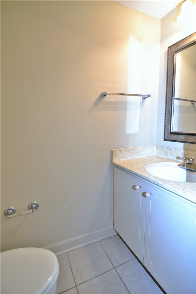 5686 Quince Road, Unit 9 Memphis, TN 38119 - Photo 8 of 15 Gallery Image 8