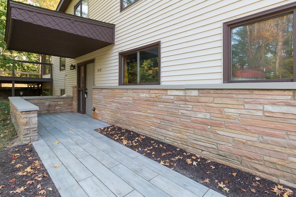 8115 Lantern Road Indianapolis, IN 46256 - Photo 3 of 31 Gallery Image 3