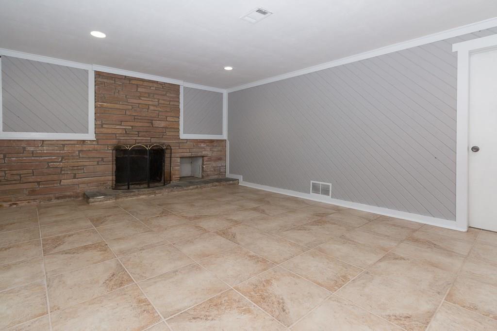 8115 Lantern Road Indianapolis, IN 46256 - Photo 26 of 31 Gallery Image 26