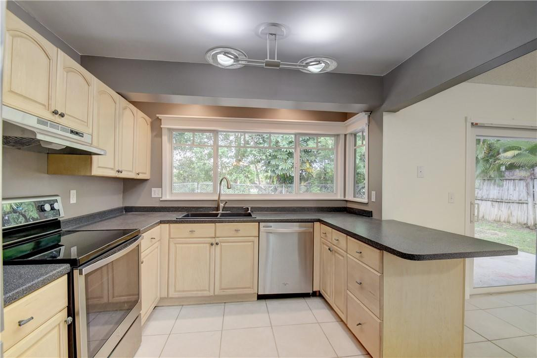 9369 Gettysburg Road Boca Raton, FL 33434 - Photo 10 of 27 Photo 10