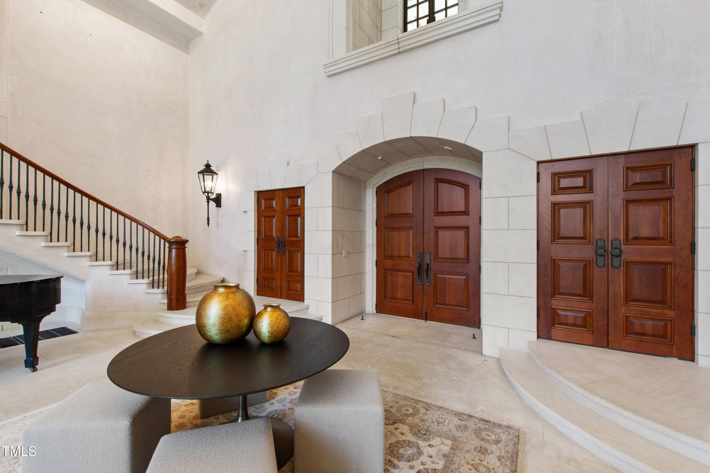 6510 New Market Way Raleigh, NC 27615 - Photo 12 of 95 a view of a livingroom with furniture and entryway