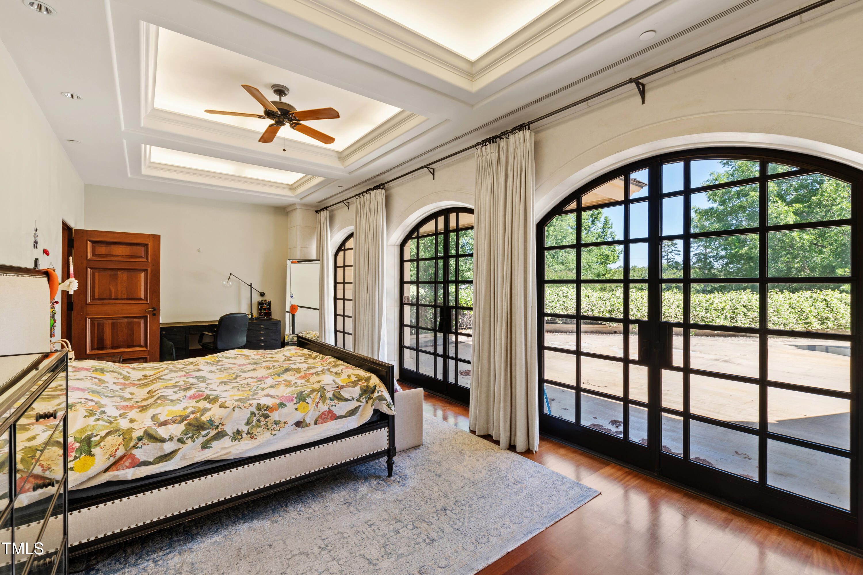 6510 New Market Way Raleigh, NC 27615 - Photo 56 of 95 a bedroom with a large bed and a window