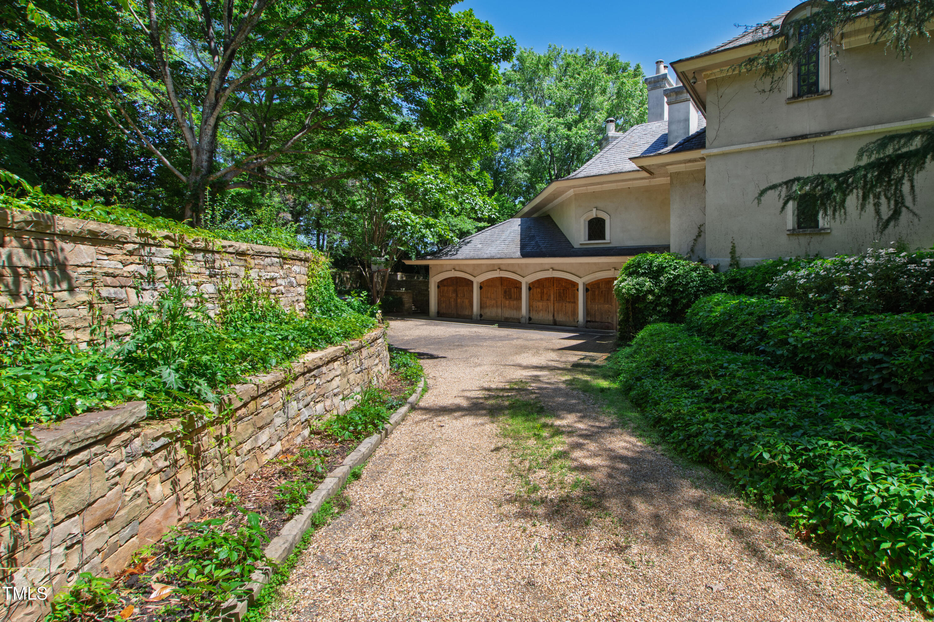 6510 New Market Way Raleigh, NC 27615 - Photo 10 of 95 a house view with a outdoor space