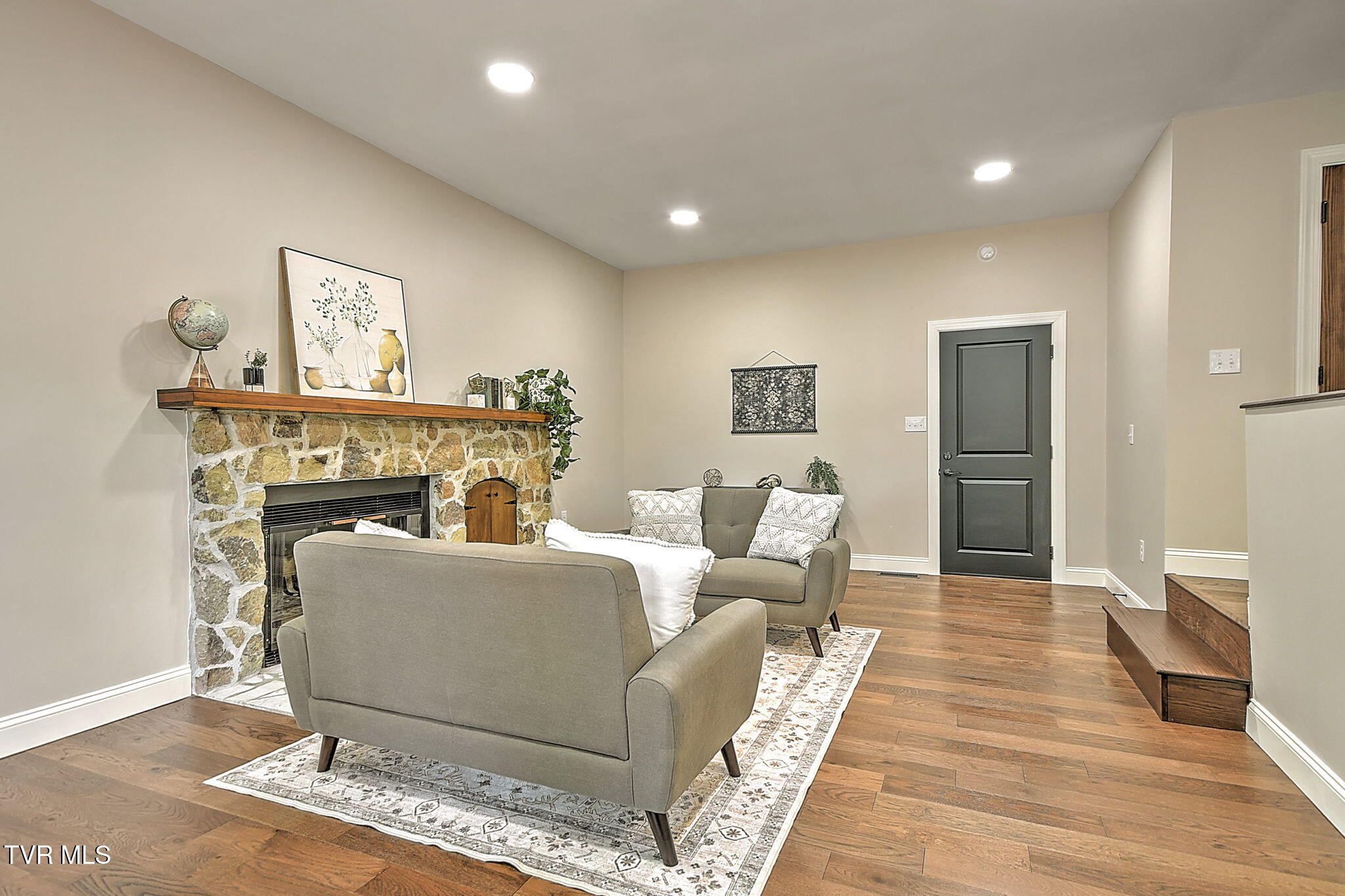 224 Greenway Road Bristol, TN 37620 - Photo 39 of 82 40-web-or-mls-224 Greenway KB-41