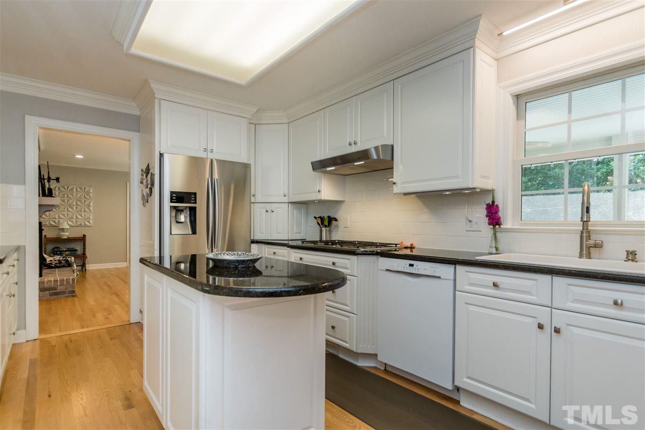419 Hillcrest Road Apex, NC 27502 - Photo 8 of 27 Gallery Image 8