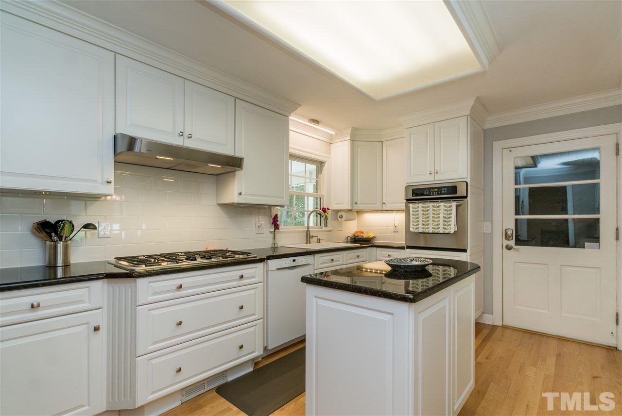 419 Hillcrest Road Apex, NC 27502 - Photo 9 of 27 Gallery Image 9