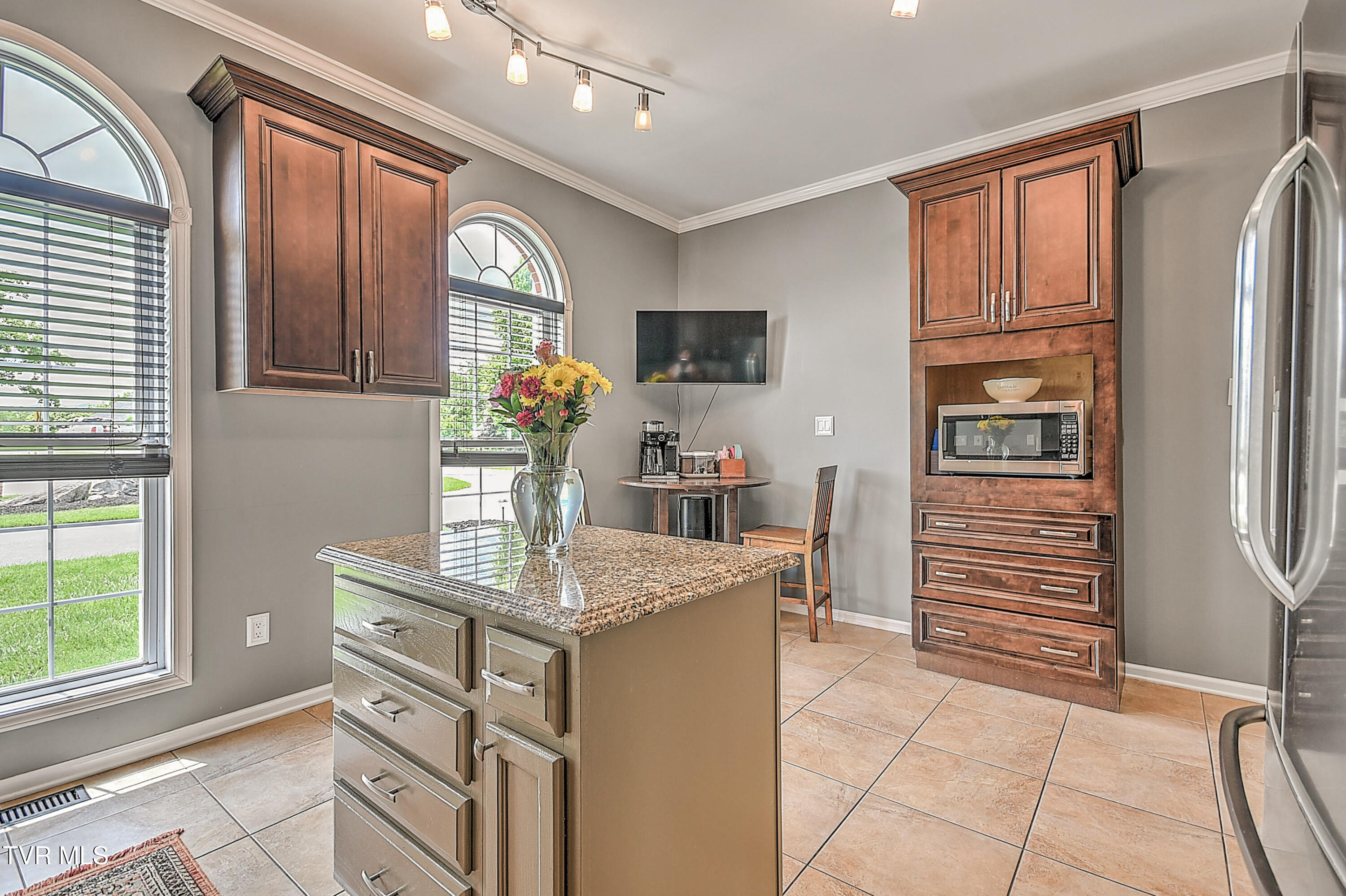 641 Peoples Road Bristol, TN 37620 - Photo 26 of 99 641 Peoples RA-31