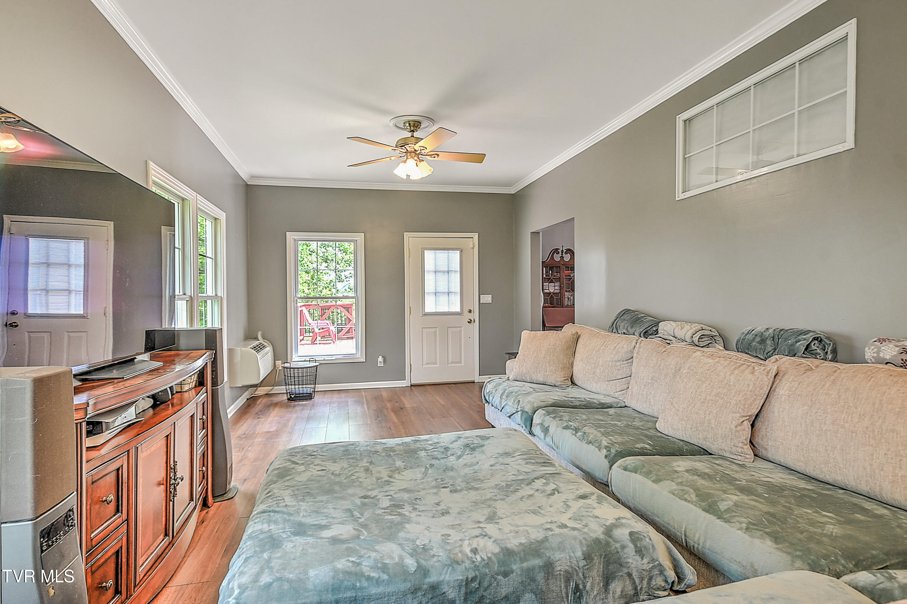 641 Peoples Road Bristol, TN 37620 - Photo 33 of 99 641 Peoples RA-36