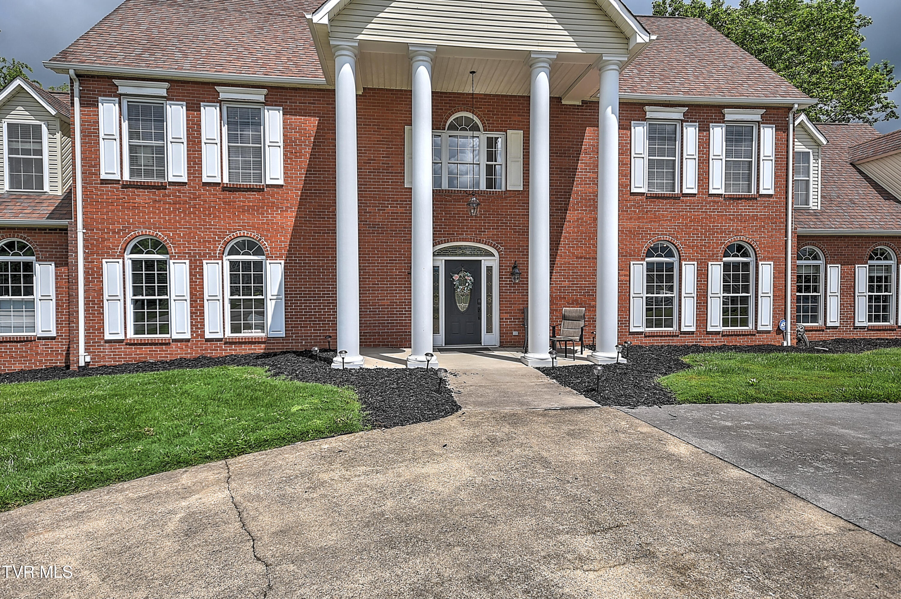 641 Peoples Road Bristol, TN 37620 - Photo 5 of 99 641 Peoples RA-9