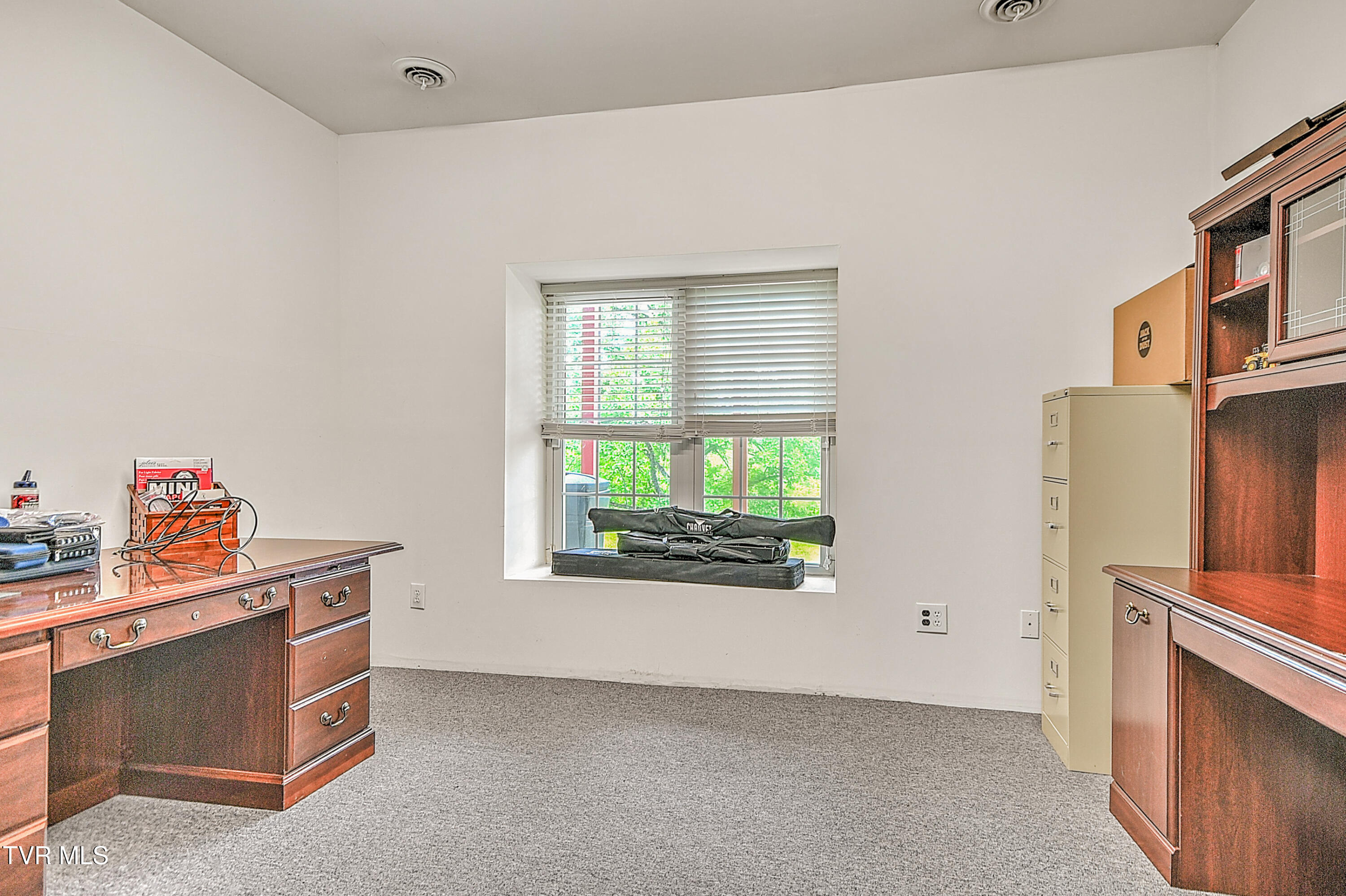 641 Peoples Road Bristol, TN 37620 - Photo 73 of 99 641 Peoples RA-78