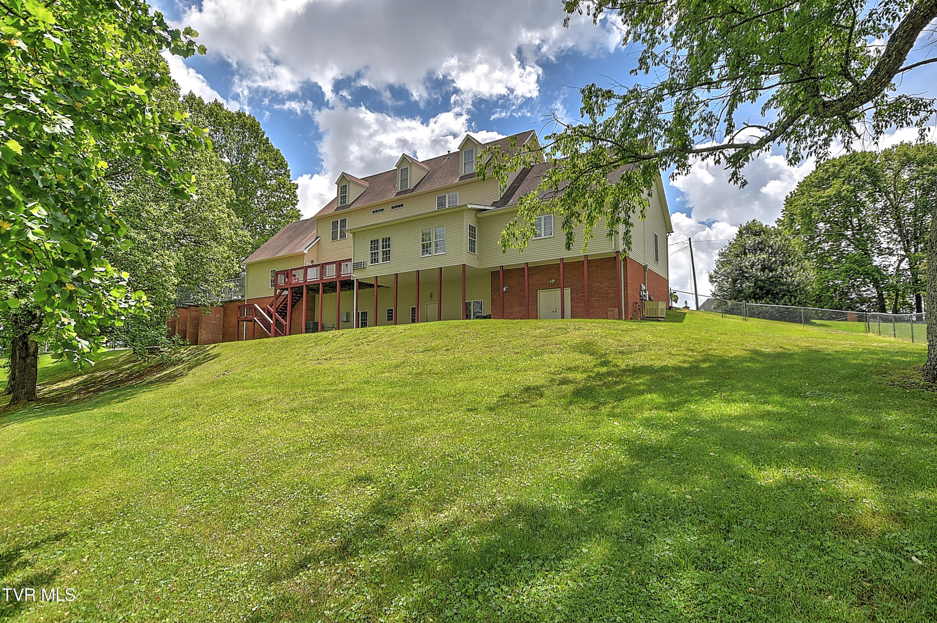641 Peoples Road Bristol, TN 37620 - Photo 95 of 99 641 Peoples RA-105