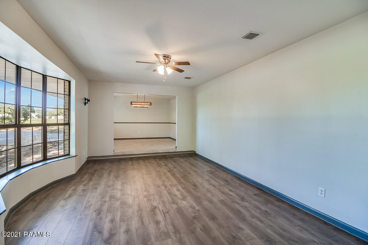 513 Herbert Road Lafayette, LA 70506 - Photo 6 of 15 Gallery Image 6