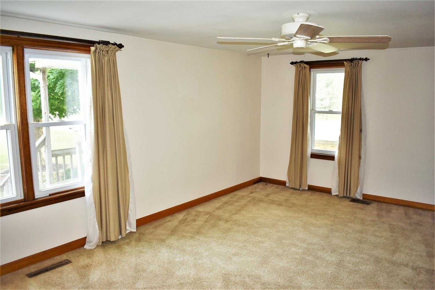 1702 Mooreville Road Milan, MI 48160 - Photo 5 of 36 Photo 5