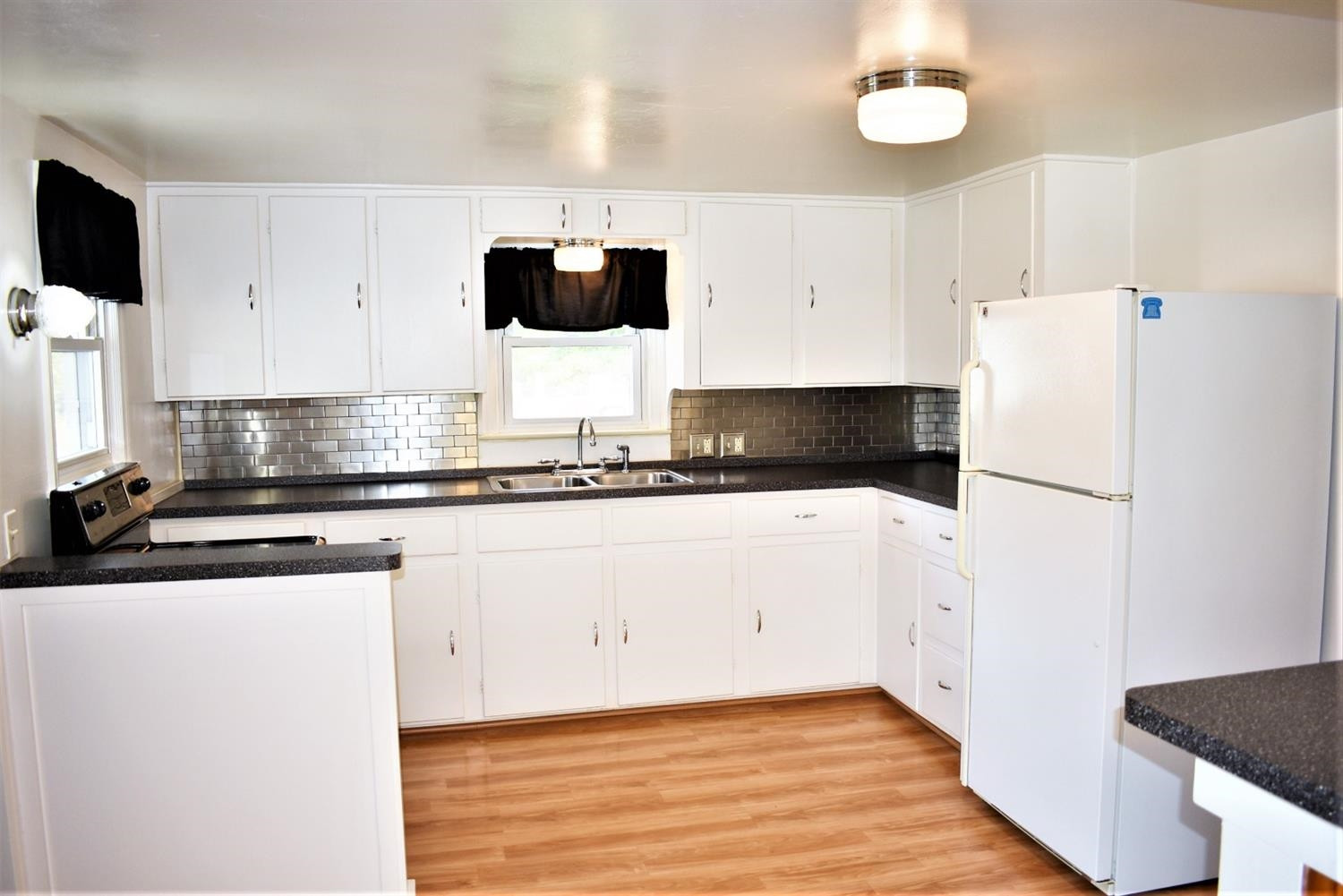 1702 Mooreville Road Milan, MI 48160 - Photo 9 of 36 Photo 9