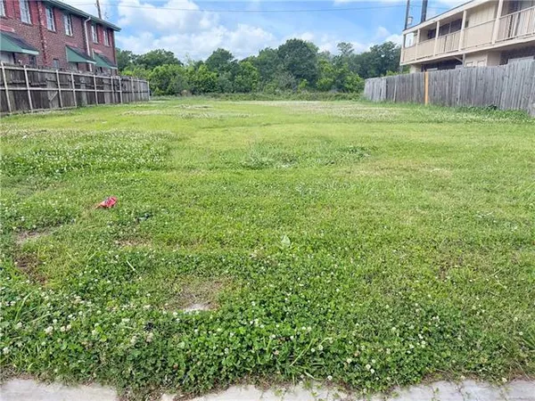 $35,000 | 4144 Lac Bienville Drive, Harvey, LA 70058