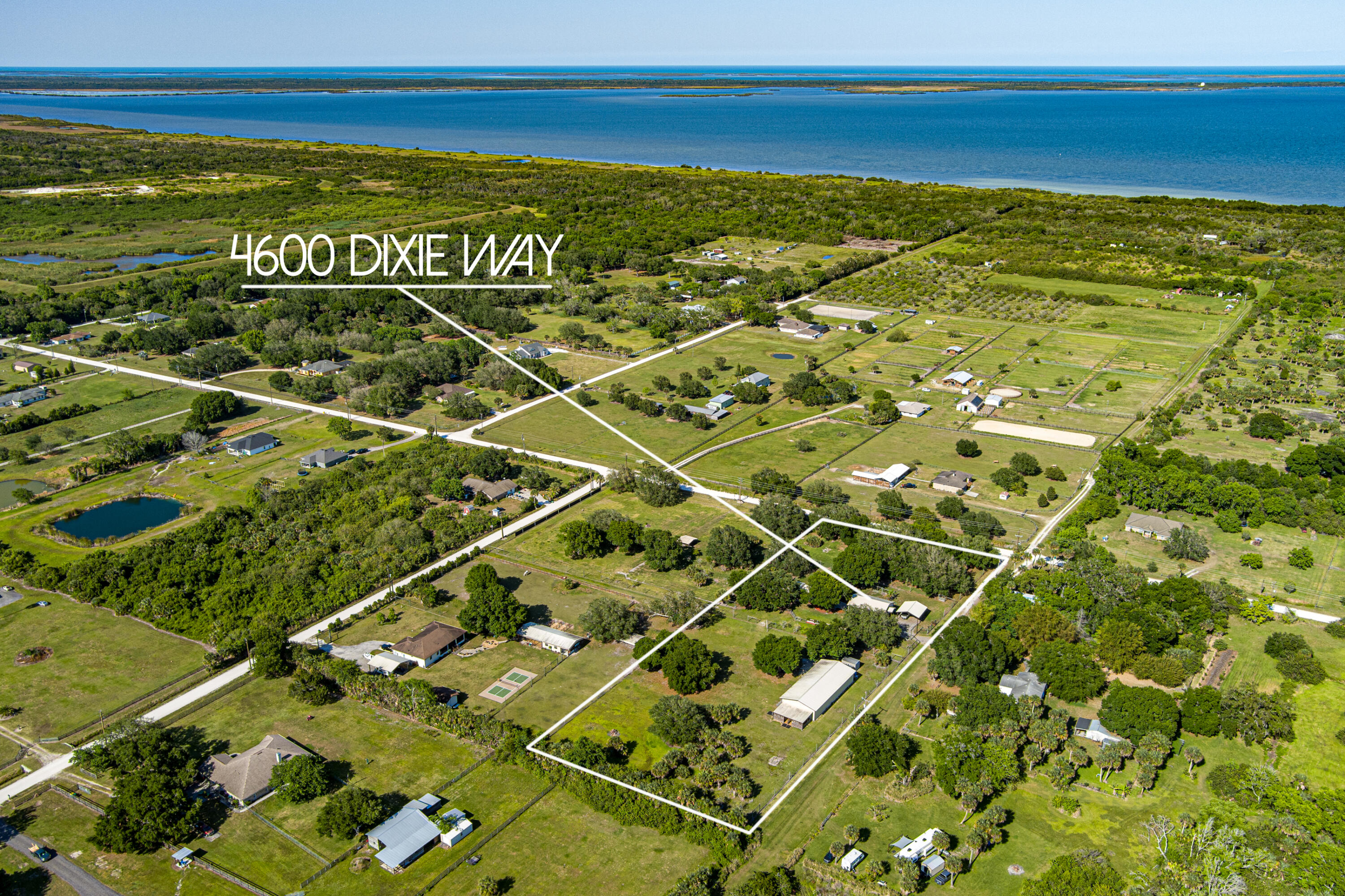 4600 Dixie Way Mims, FL 32754 - Photo 2 of 86 Front of House