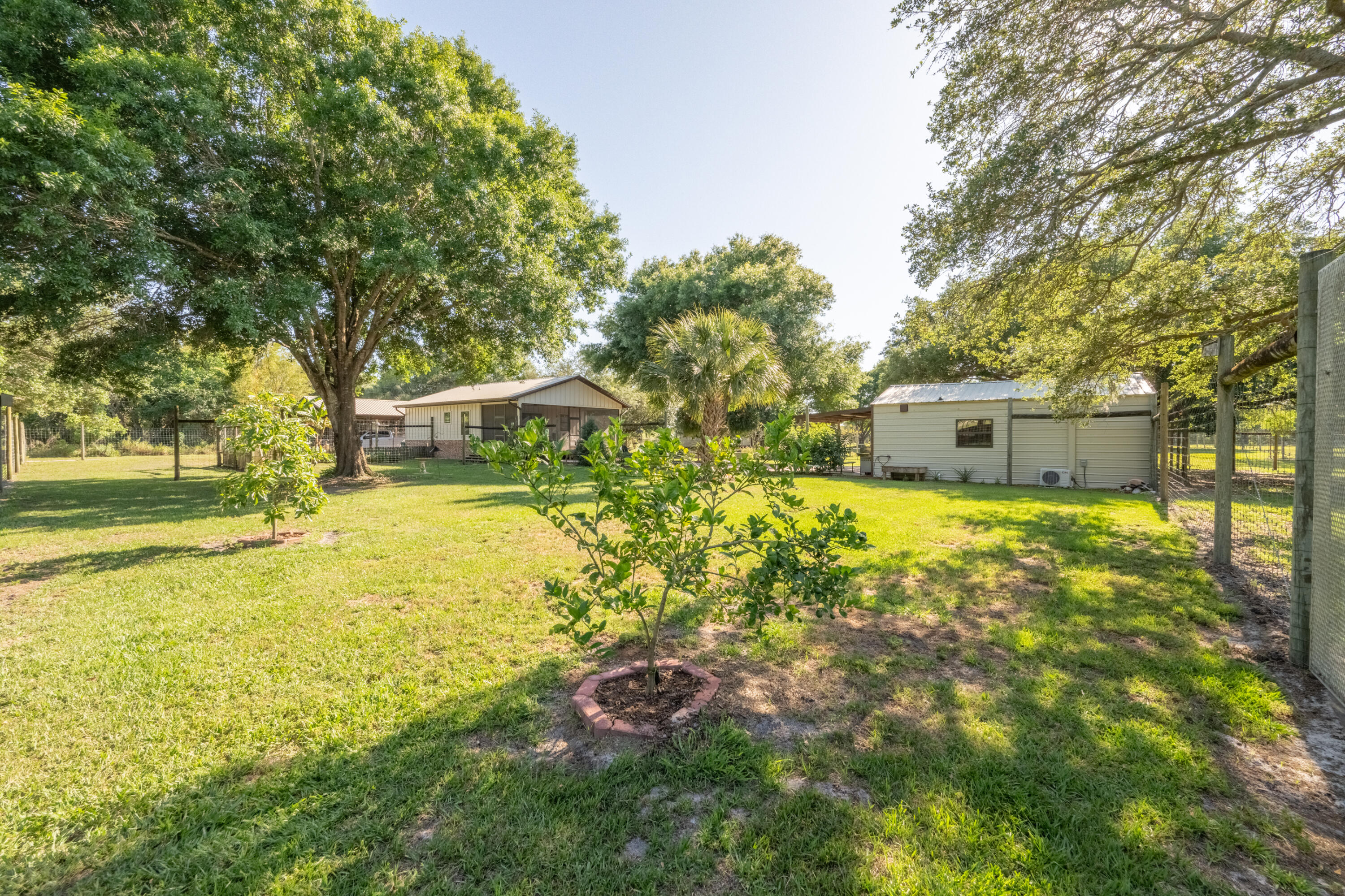 4600 Dixie Way Mims, FL 32754 - Photo 74 of 86 JCP_3235-HDR