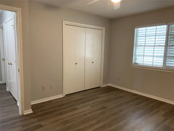 $2,100 | 585 Warsaw Drive, Bayou Vista, TX 77563