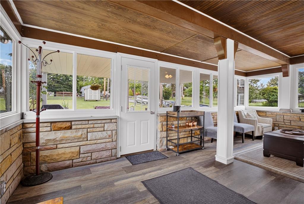 302 Lindsay Road Carnegie, PA 15106 - Photo 27 of 34 Gallery Image 27
