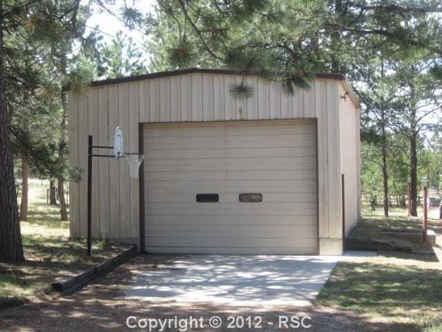 14845 Herring Road Colorado Springs, CO 80908 - Photo 9 of 10 Gallery Image 9