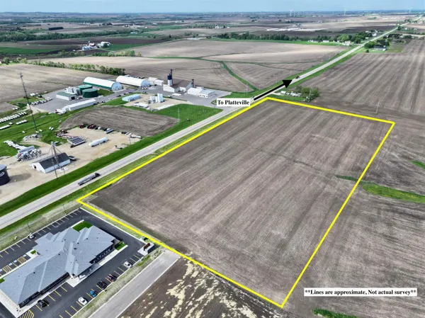 $1,180,000 | 12.06-ac Highway 81, Darlington, WI 53530