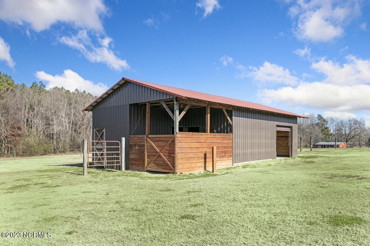 11737 Camp Charles Road Bailey, NC 27807 - Photo 42 of 51 Stabel Exterior 2