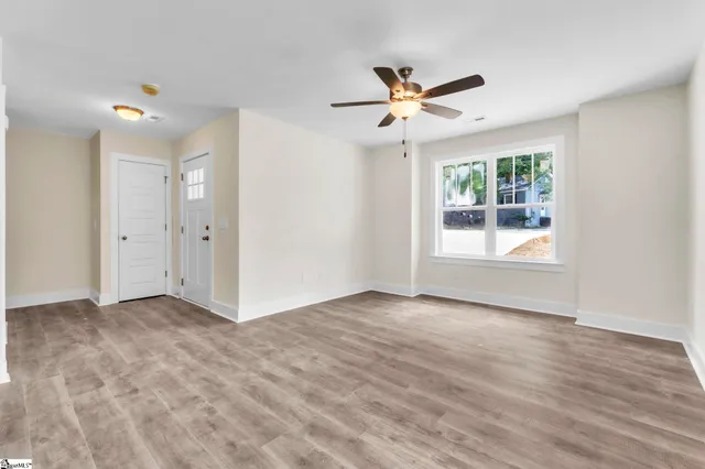 $239,950 | 402 Woodland Circle, Belton, SC 29627