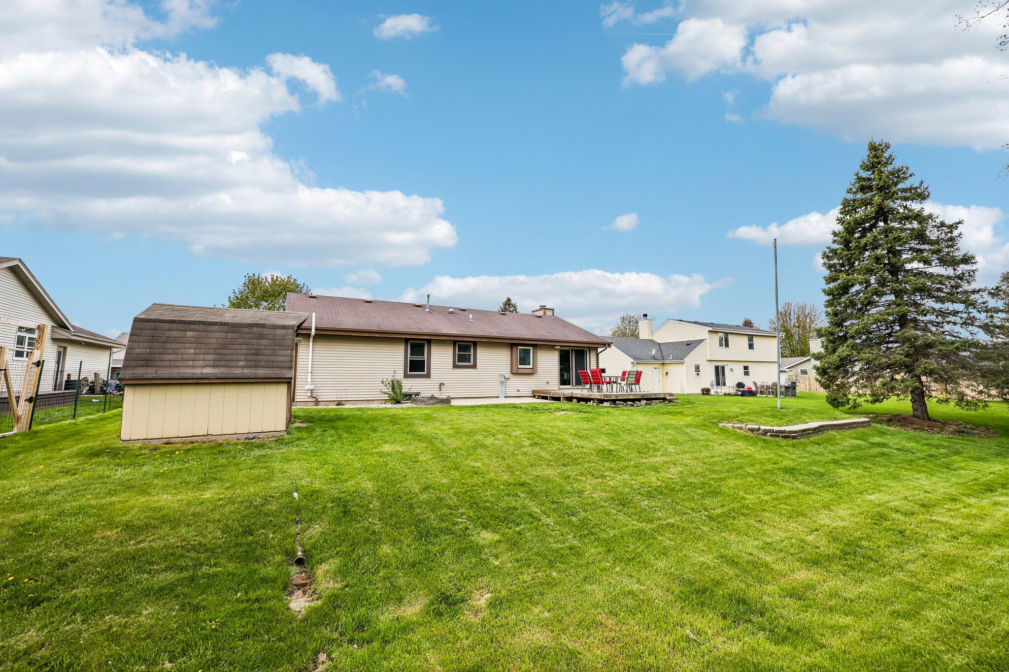 W163N10528 Ridgeview Lane Germantown, WI 53022 - Photo 38 of 41 48-web-or-mls-W163 n10528 Ridgeview Ln-S