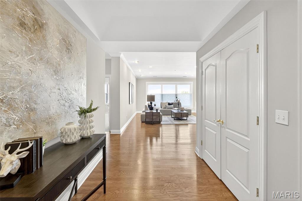 750 South Hanley Road, Unit 68 St. Louis, MO 63105 - Photo 5 of 34 Gallery Image 5