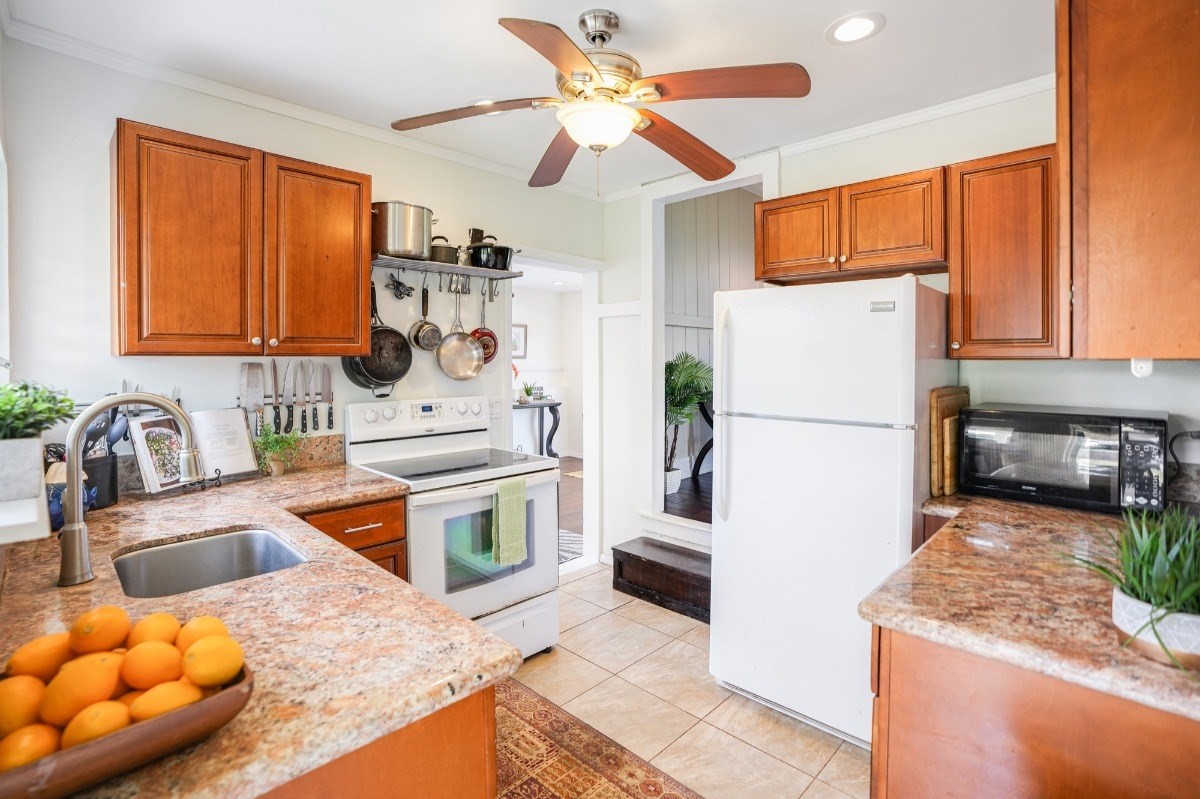 4949 Haleilio Road, Unit 1 Kapaa, HI 96746 - Photo 8 of 29 Gallery Image 8