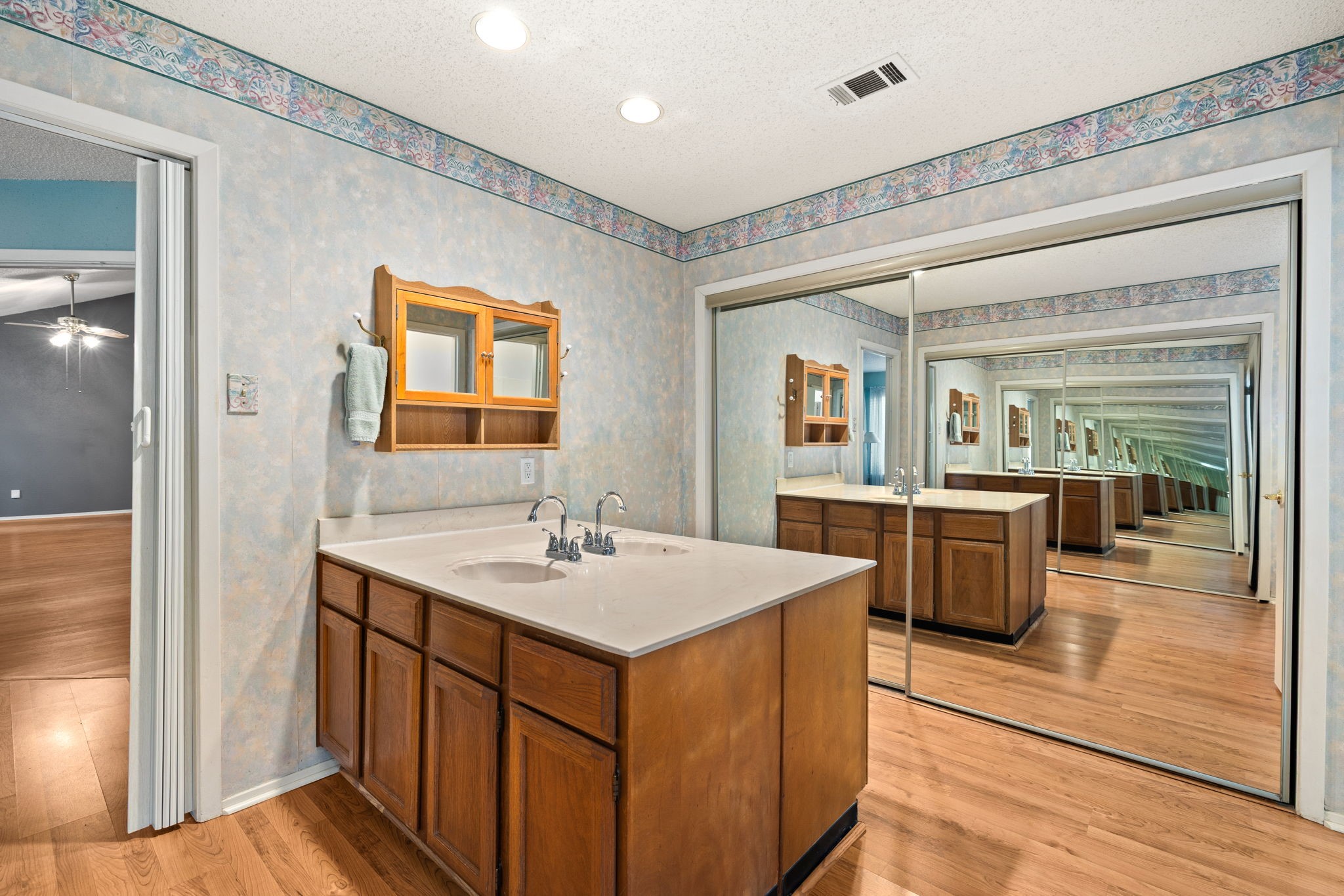 2811 Whispering Springs Drive Spring, TX 77373 - Photo 18 of 31