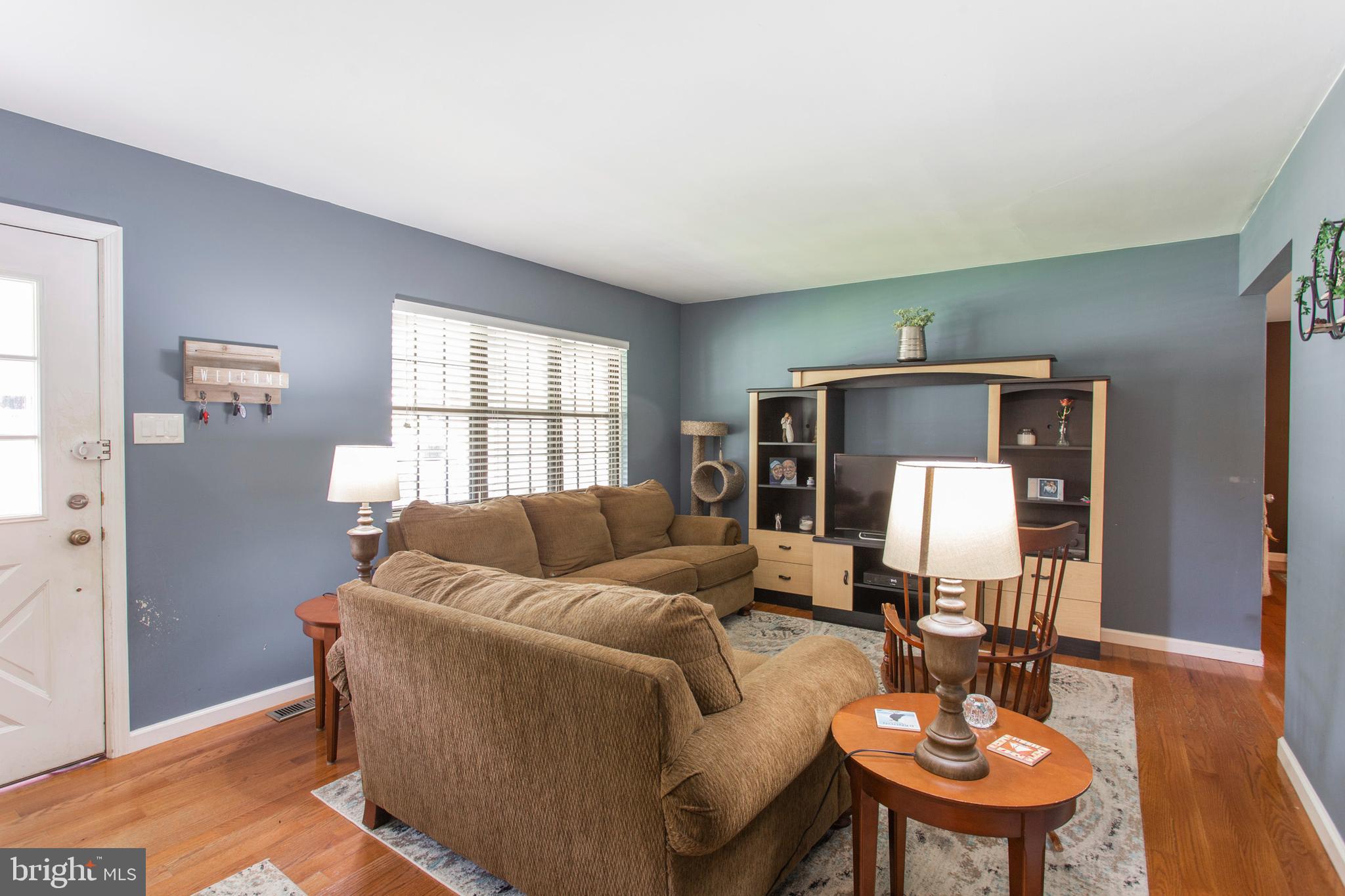 49 Heather Road Blackwood, NJ 08012 - Photo 4 of 33 Gallery Image 4