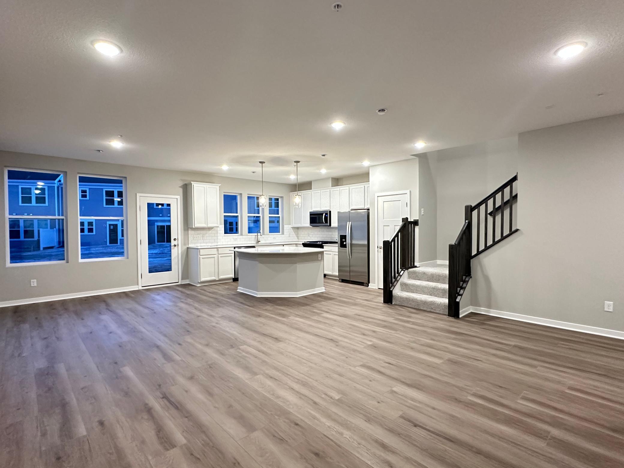 14411 104th Avenue North Maple Grove, MN 55369 - Photo 3 of 28