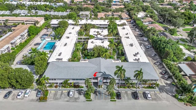 an aerial view of tennis court