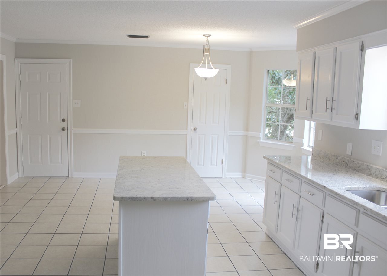 1101 Jonathan Court Mobile, AL 36695 - Photo 6 of 48