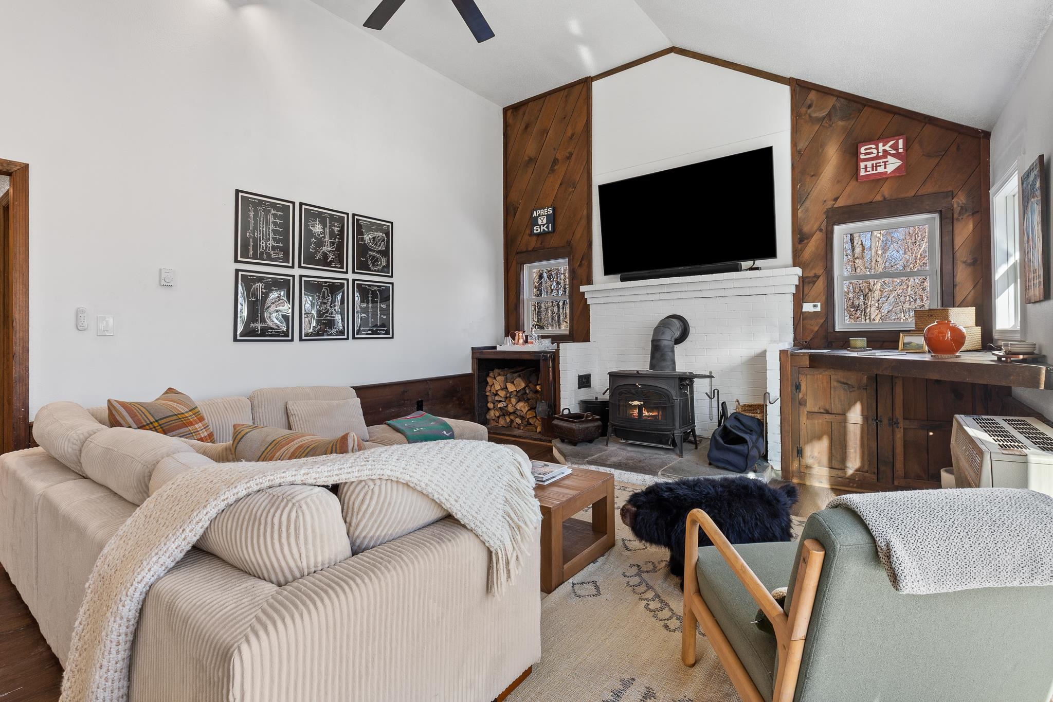 1990 East Mountain Road Killington, VT 05751 - Photo 28 of 59