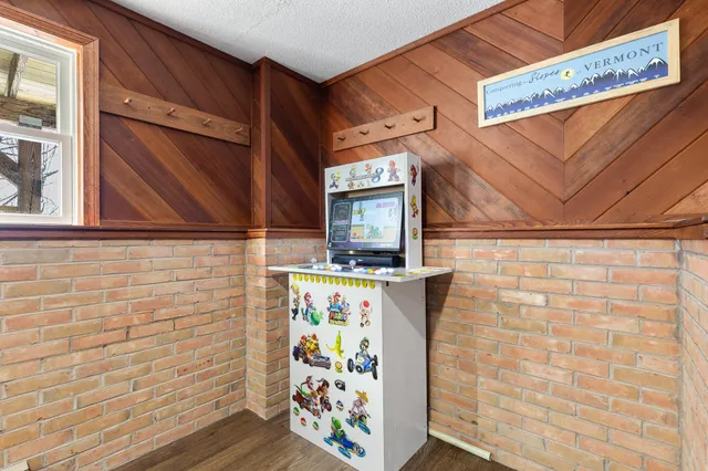 $1,149,000 | 1990 East Mountain Road, Killington, VT 05751