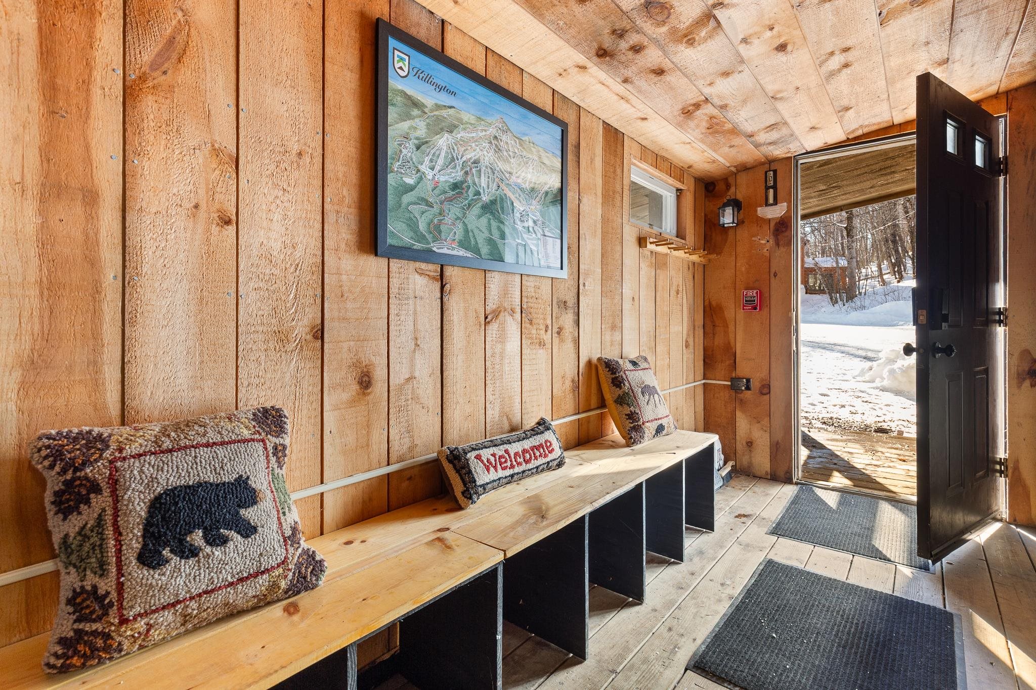 1990 East Mountain Road Killington, VT 05751 - Photo 7 of 59