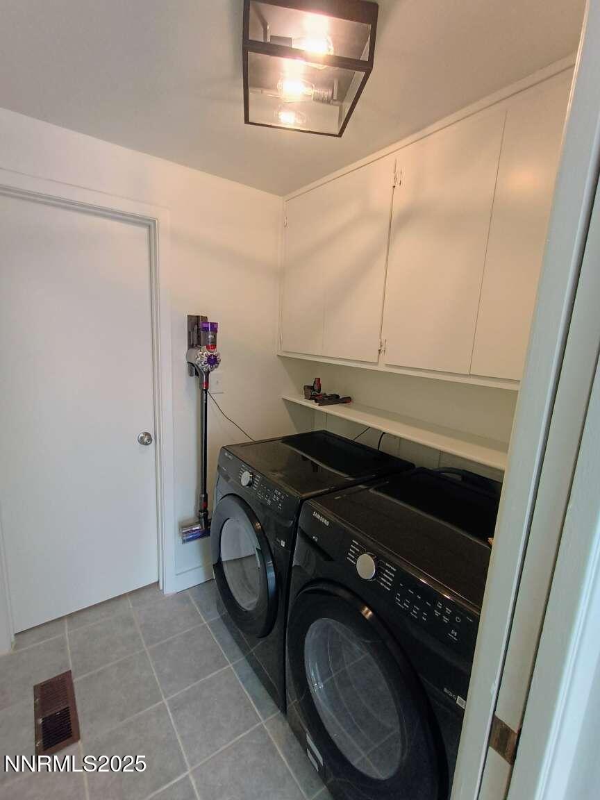 68 Condor Circle Carson City, NV 89701 - Photo 13 of 23 a utility room with dryer and washer