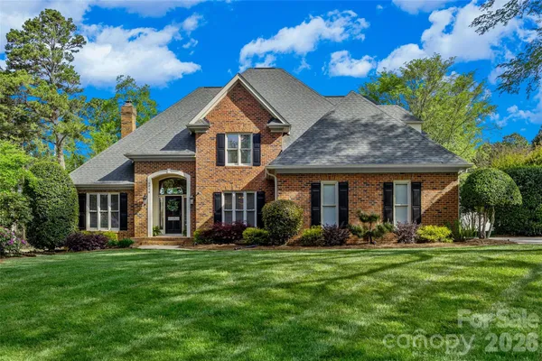 $1,075,000 | 5016 Corrigan Court, Charlotte, NC 28277