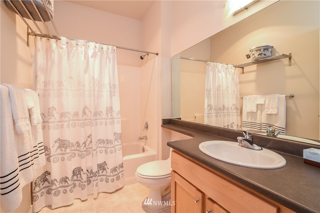 303 23rd Avenue South, Unit 602 Seattle, WA 98144 - Photo 14 of 24