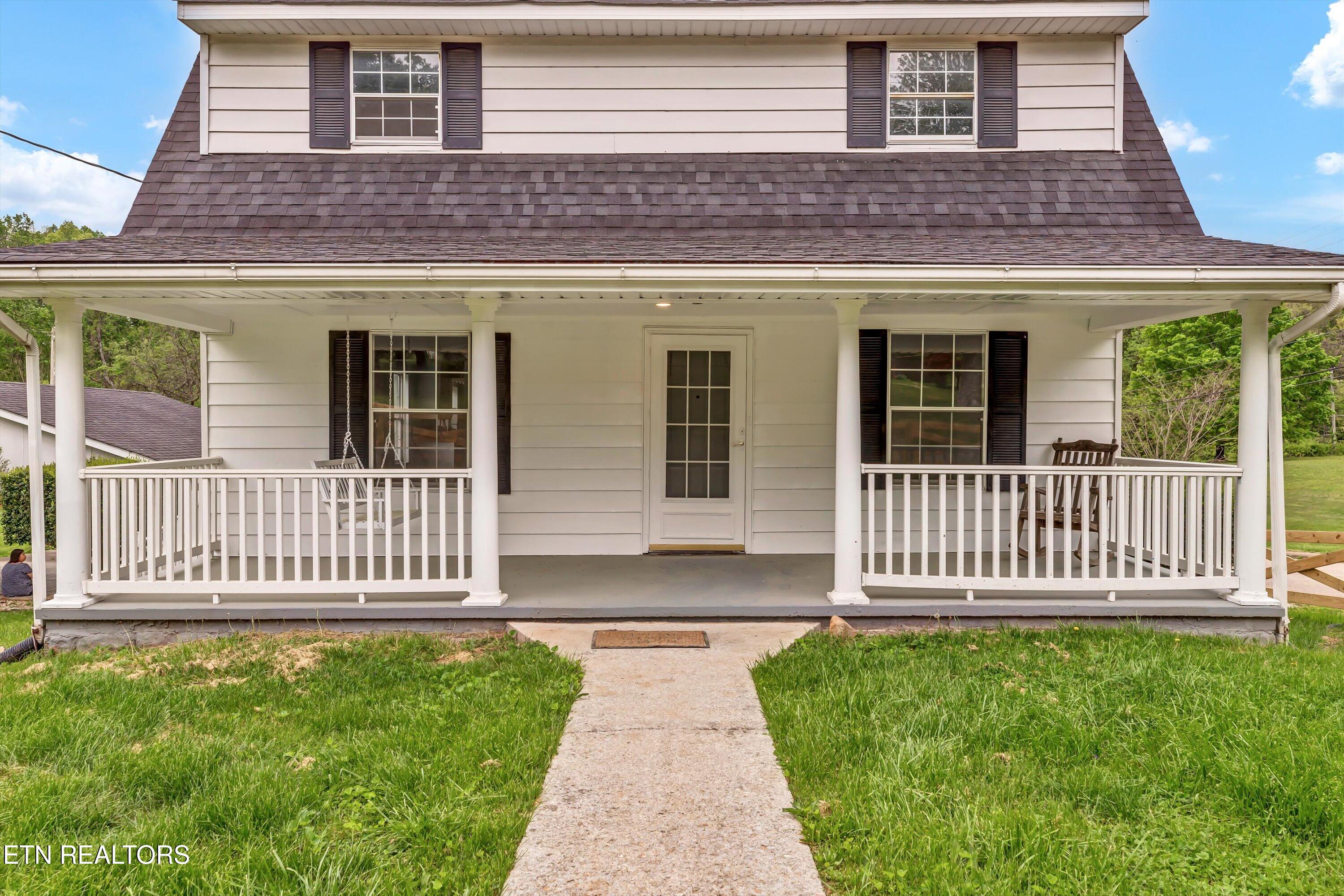 1921 Spring Hill Road Knoxville, TN 37914 - Photo 3 of 18 04-1921 Spring Hill Rd-4