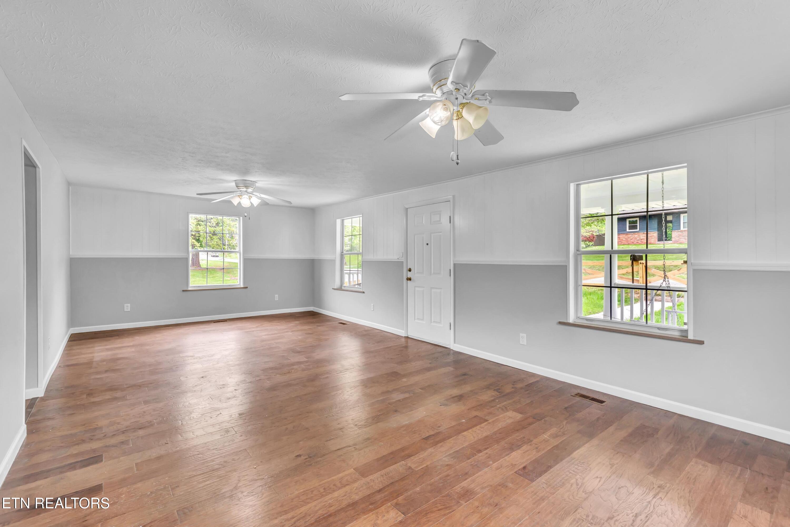 1921 Spring Hill Road Knoxville, TN 37914 - Photo 4 of 18 Spring Hill LR