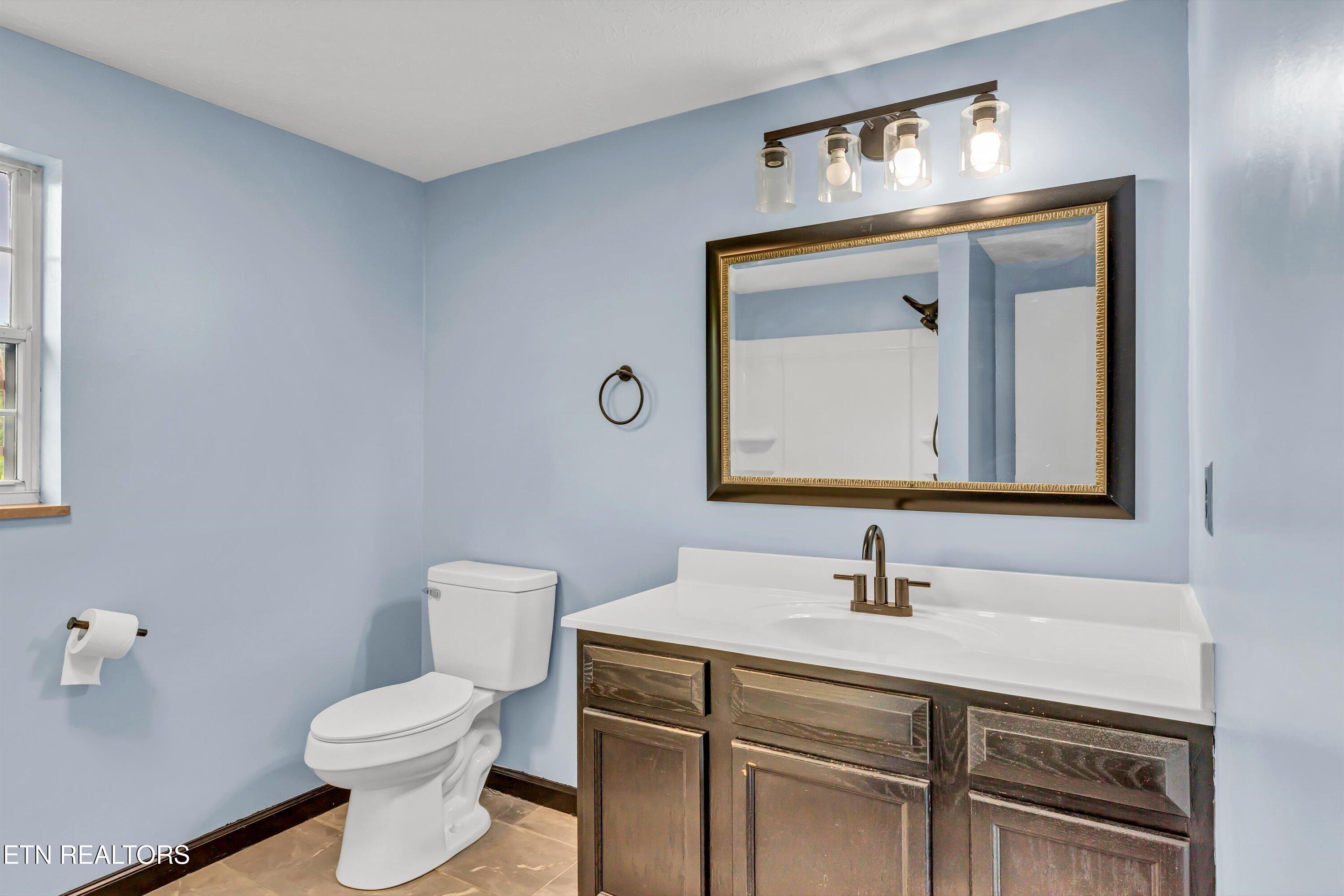 1921 Spring Hill Road Knoxville, TN 37914 - Photo 9 of 18 09-1921 Spring Hill Rd-9