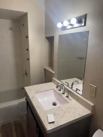 $163,000 | 4877 North 40th Street, Milwaukee, WI 53209