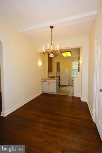2737 Devonshire Place Northwest, Unit 129 Washington, DC 20008 - Photo 2 of 28 Dining Room