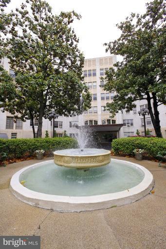 2737 Devonshire Place Northwest, Unit 129 Washington, DC 20008 - Photo 12 of 28 Exterior (General)