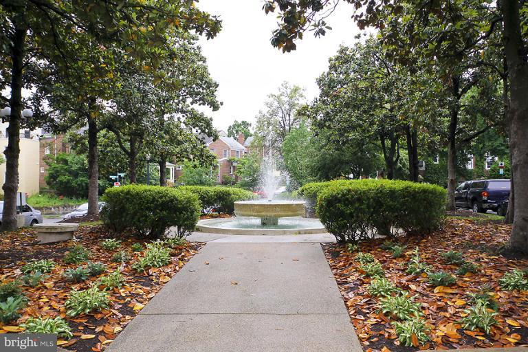 2737 Devonshire Place Northwest, Unit 129 Washington, DC 20008 - Photo 10 of 28 Exterior (General)