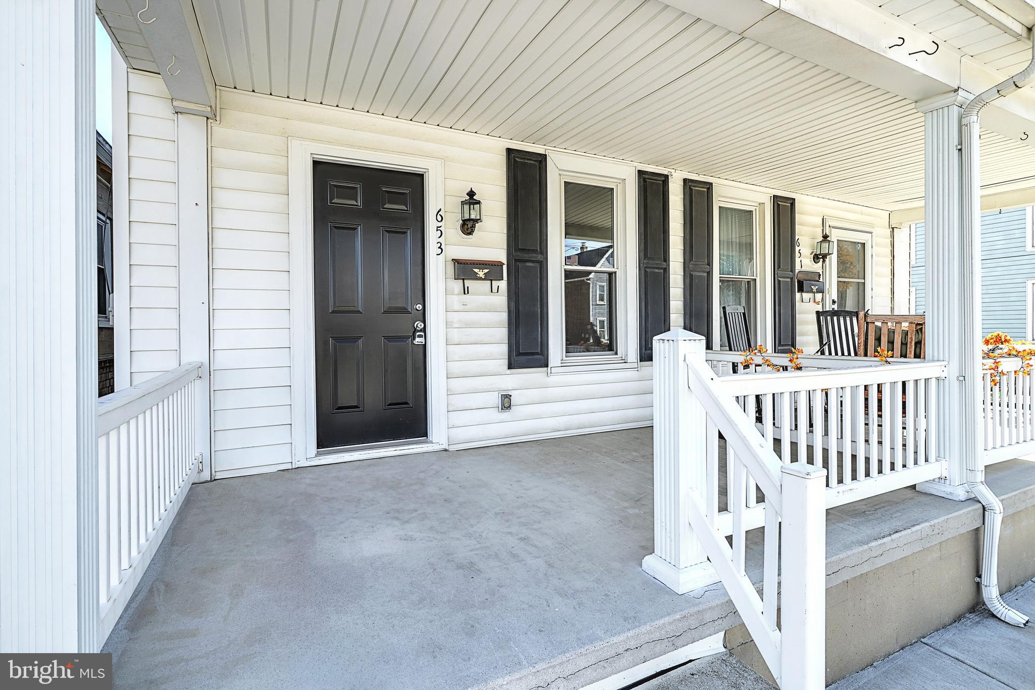 653 East Middle Street Hanover, PA 17331 - Photo 4 of 30 Gallery Image 4